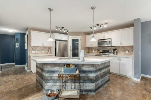 89 Cranarch Grove Se, Calgary, AB 