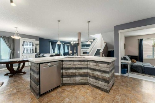 89 Cranarch Grove Se, Calgary, AB 