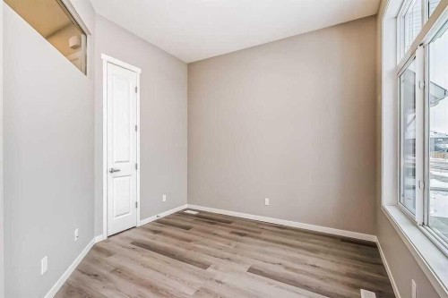 1040 Mahogany Boulevard Se, Calgary, AB 