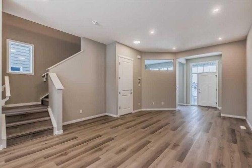 1040 Mahogany Boulevard Se, Calgary, AB 