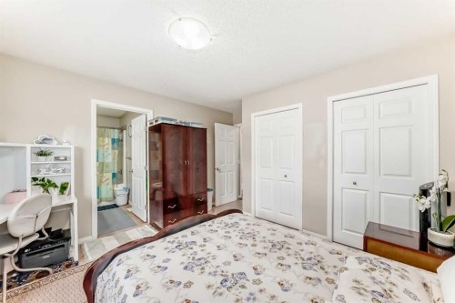398 Martindale Drive Ne, Calgary, AB 