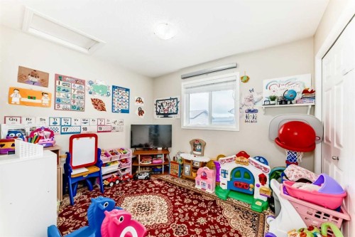 398 Martindale Drive Ne, Calgary, AB 