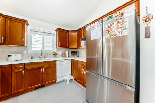 398 Martindale Drive Ne, Calgary, AB 