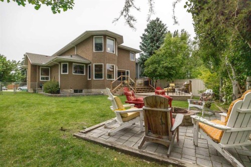 19 Mckenzie Lake Manor Se, Calgary, AB - Outdoor