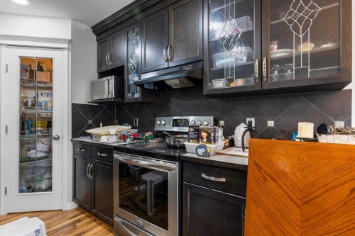 303 Bridlemeadows Common Sw, Calgary, AB 