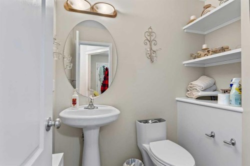 303 Bridlemeadows Common Sw, Calgary, AB 