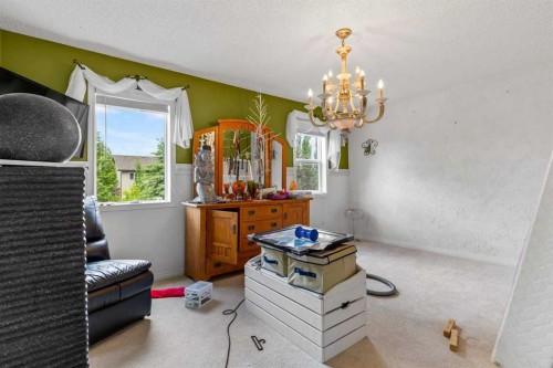 303 Bridlemeadows Common Sw, Calgary, AB 
