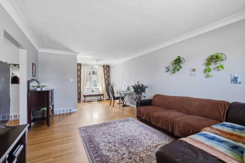 2808 19 Street Nw, Calgary, AB 