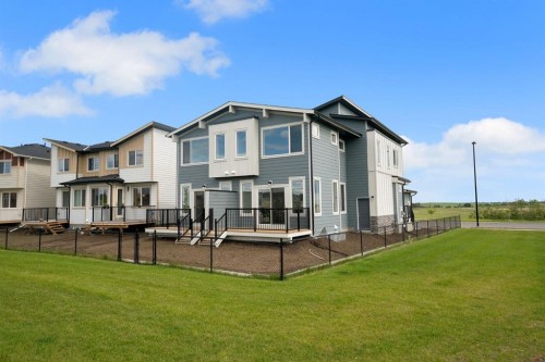390 South Shore Drive, Chestermere, AB - Outdoor