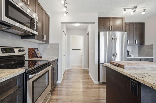 73 Mount Rae Heights, Okotoks, AB 