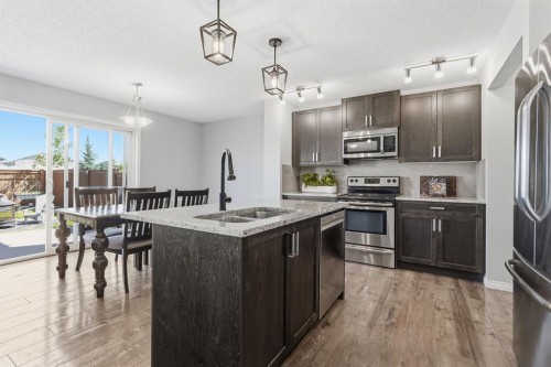 73 Mount Rae Heights, Okotoks, AB 