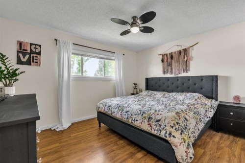 502 Maplewood Drive, Diamond Valley, AB 