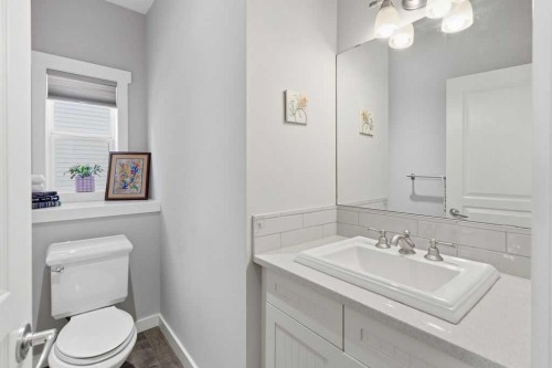 122 Ypres Green Sw, Calgary, AB 