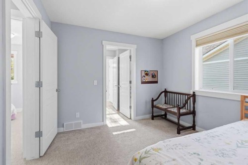 122 Ypres Green Sw, Calgary, AB 
