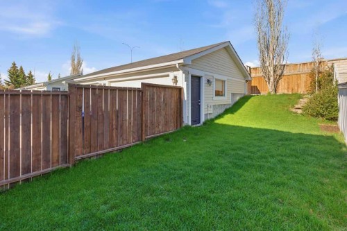 122 Ypres Green Sw, Calgary, AB 