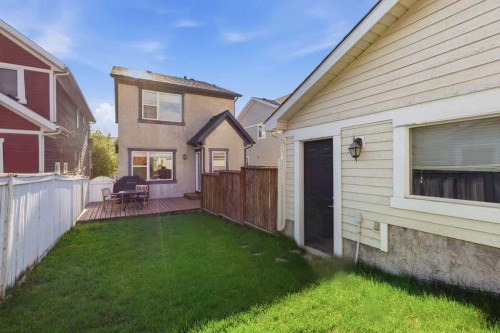 122 Ypres Green Sw, Calgary, AB 