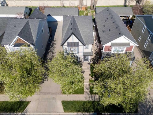 122 Ypres Green Sw, Calgary, AB 