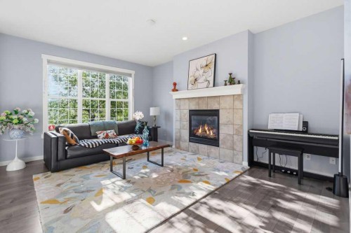 122 Ypres Green Sw, Calgary, AB 