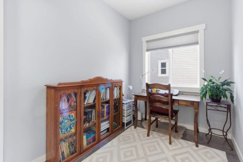 122 Ypres Green Sw, Calgary, AB 