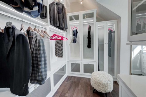 30 And 30G Victoria Cross Boulevard Sw, Calgary, AB - Indoor