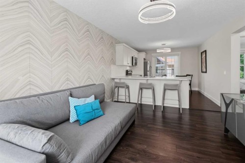 30 And 30G Victoria Cross Boulevard Sw, Calgary, AB - Indoor