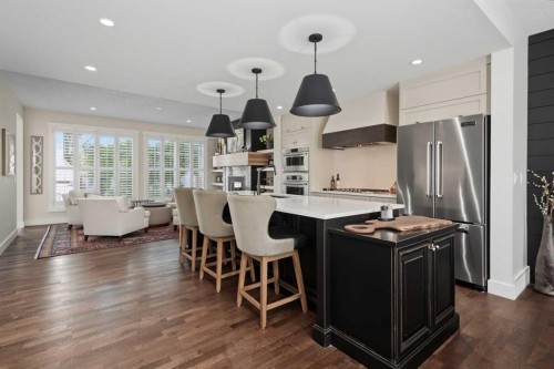 30 And 30G Victoria Cross Boulevard Sw, Calgary, AB - Indoor