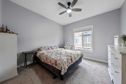 22 West Coach Manor Sw, Calgary, AB 