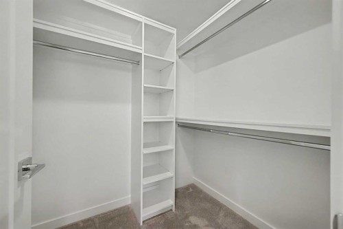 753 Centre Avenue Ne, Calgary, AB 