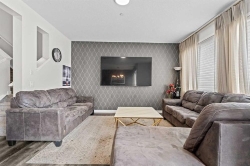 22 Howse Mount Ne, Calgary, AB 