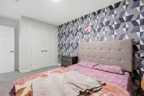 22 Howse Mount Ne, Calgary, AB 
