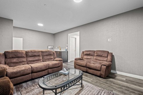 22 Howse Mount Ne, Calgary, AB 
