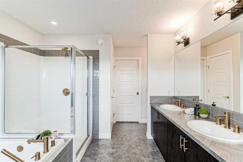 22 Howse Mount Ne, Calgary, AB 