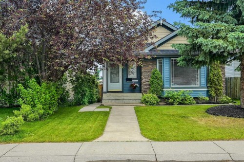 100 Somerside Grove Sw, Calgary, AB 