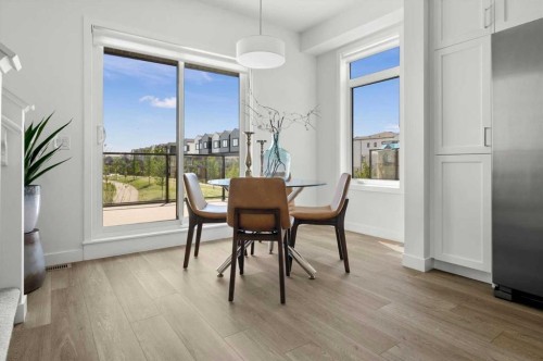 8562 19 Avenue Se, Calgary, AB 