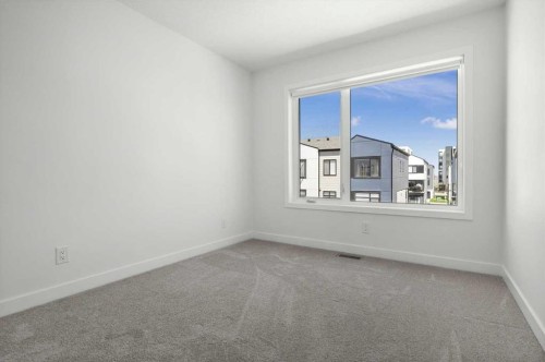8562 19 Avenue Se, Calgary, AB 