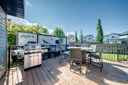 36 New Brighton Link Se, Calgary, AB 