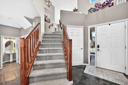 36 New Brighton Link Se, Calgary, AB 