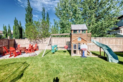 36 New Brighton Link Se, Calgary, AB 
