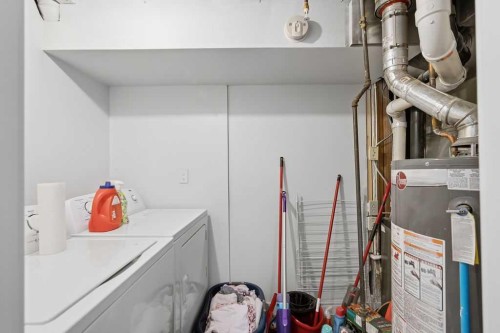 2812 19 Street Nw, Calgary, AB - Indoor Photo Showing Laundry Room