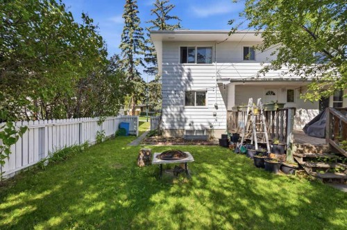 2812 19 Street Nw, Calgary, AB - Outdoor