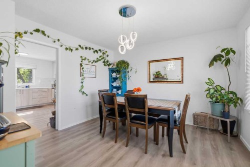 2812 19 Street Nw, Calgary, AB - Indoor Photo Showing Dining Room