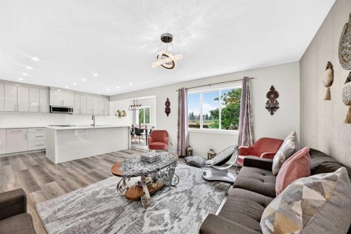 7230 Laguna Way Ne, Calgary, AB 
