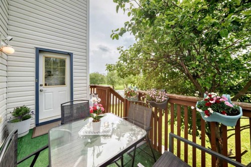 7230 Laguna Way Ne, Calgary, AB 