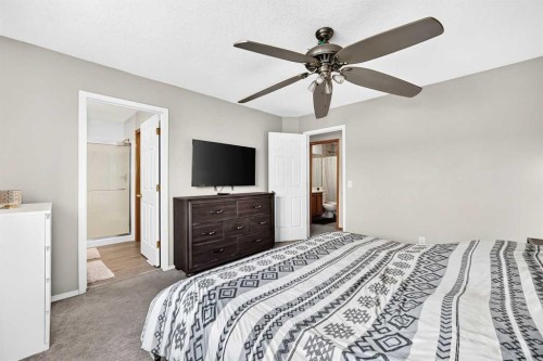 7230 Laguna Way Ne, Calgary, AB 