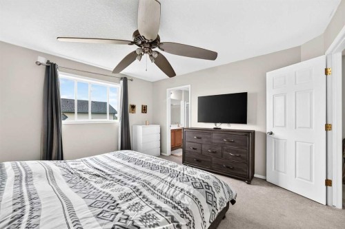 7230 Laguna Way Ne, Calgary, AB 