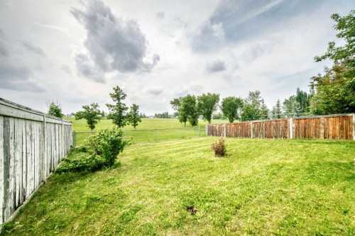 7230 Laguna Way Ne, Calgary, AB 