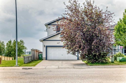 7230 Laguna Way Ne, Calgary, AB 