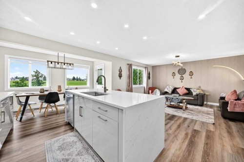 7230 Laguna Way Ne, Calgary, AB 