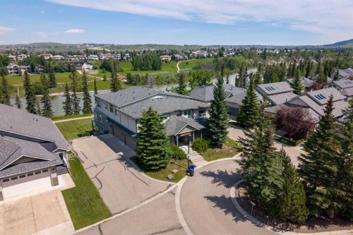 192-192 Crawford Drive  Cochrane, AB T4C 2G8
