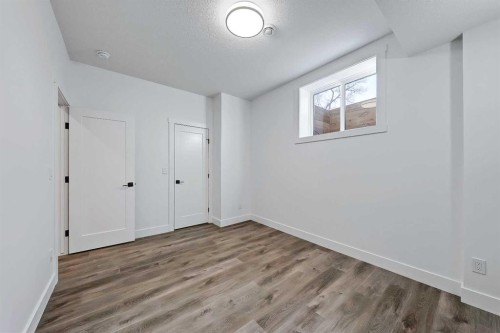 3538 43 Street Sw, Calgary, AB - Indoor Photo Showing Other Room